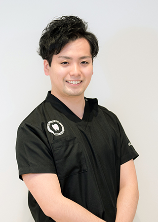 歯科医師　　負門　直樹
